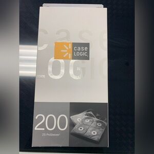 Case Logic CD/DVD Storage Pro Sleeves, NWT, Stores 200